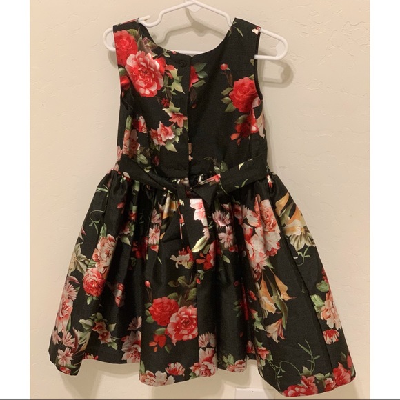Girls Floral dress XS